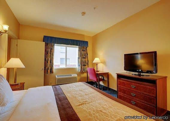 Towneplace Suites By Marriott Hadley Amherst מראה חיצוני תמונה