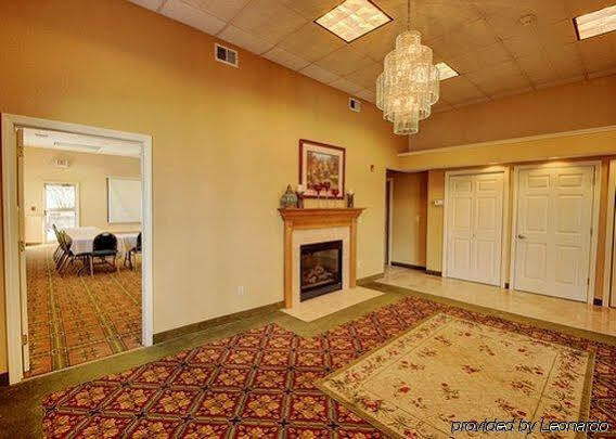 Towneplace Suites By Marriott Hadley Amherst מראה חיצוני תמונה